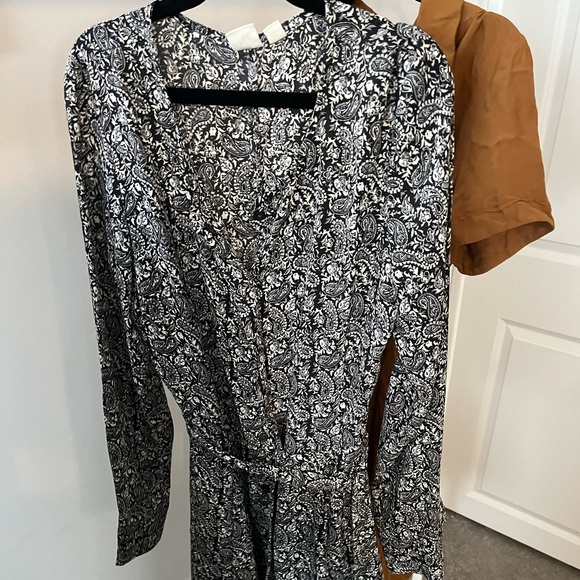 Gap long sleeved button up dress with tie - size XS - Picture 2 of 4